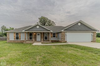 80 James Devaughn Drive, Paragould, AR 72450
