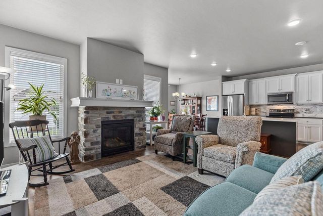 3627 TULIP TRAIL, Appleton, WI 54913