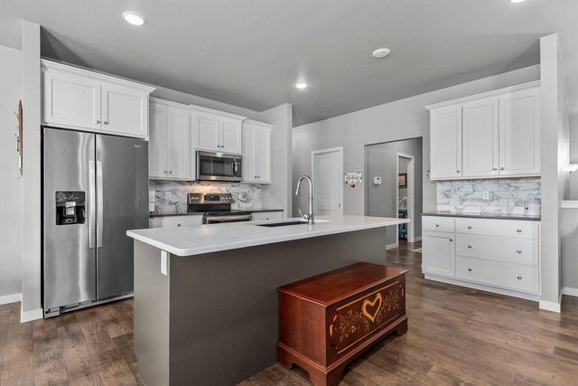 3627 TULIP TRAIL, Appleton, WI 54913