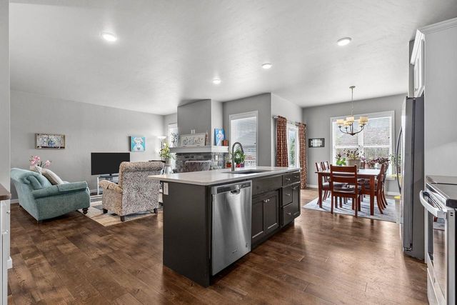 3627 TULIP TRAIL, Appleton, WI 54913