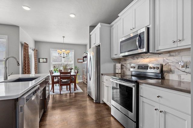 3627 TULIP TRAIL, Appleton, WI 54913