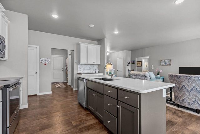 3627 TULIP TRAIL, Appleton, WI 54913