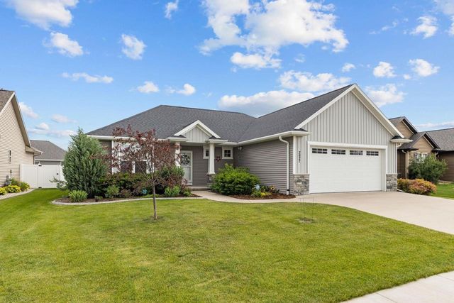3627 TULIP TRAIL, Appleton, WI 54913