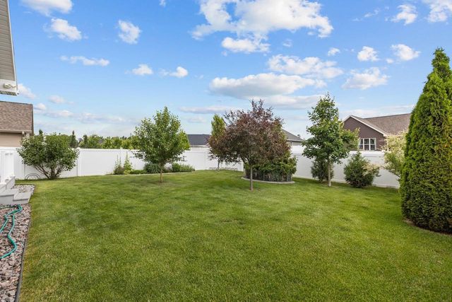 3627 TULIP TRAIL, Appleton, WI 54913