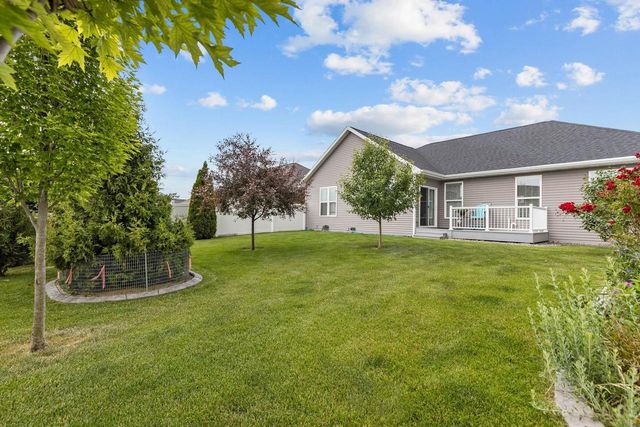 3627 TULIP TRAIL, Appleton, WI 54913
