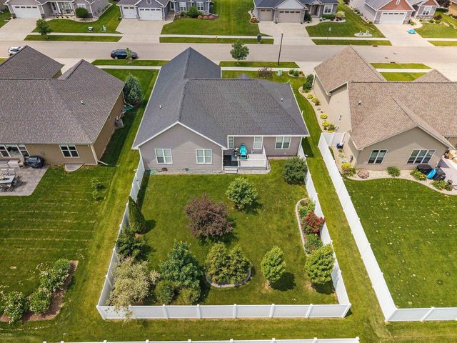 3627 TULIP TRAIL, Appleton, WI 54913