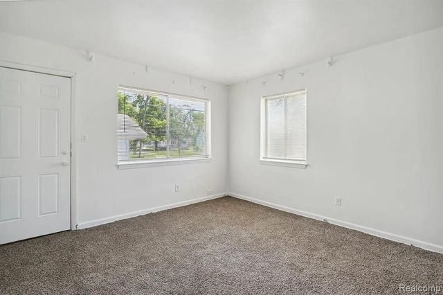 19400 Harlow Street, Detroit, MI 48235