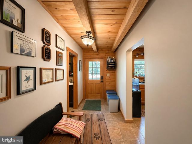33529 WATTS BAY DR, Wallops Island, VA 23337