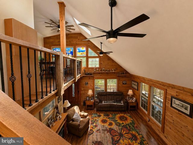 33529 WATTS BAY DR, Wallops Island, VA 23337