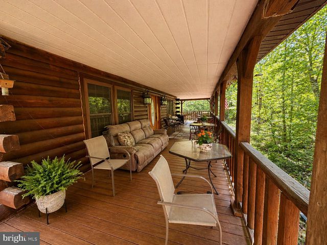 33529 WATTS BAY DR, Wallops Island, VA 23337