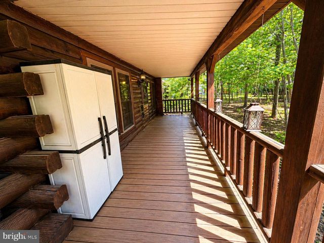 33529 WATTS BAY DR, Wallops Island, VA 23337
