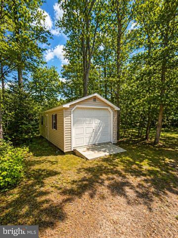33529 WATTS BAY DR, Wallops Island, VA 23337