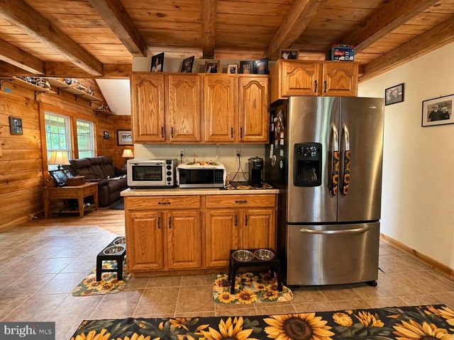 33529 WATTS BAY DR, Wallops Island, VA 23337