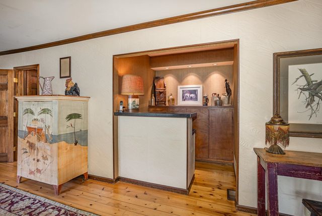 2391 N Perrine Road, Midland, MI 48642