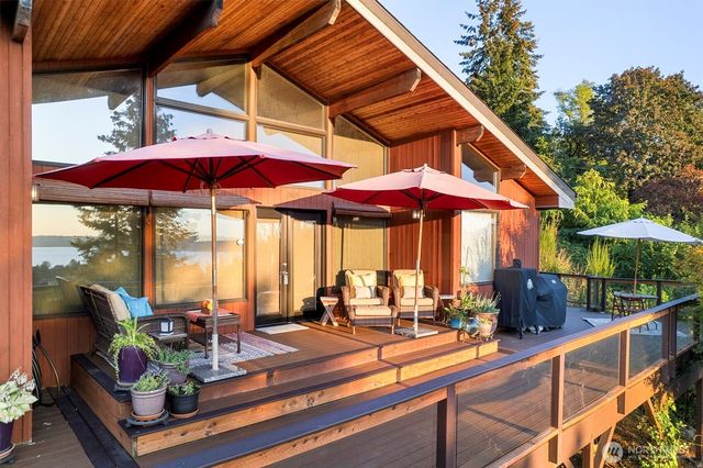 5115 Varco Road NE, Tacoma, WA 98422