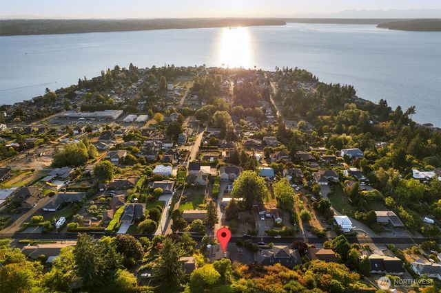 5115 Varco Road NE, Tacoma, WA 98422