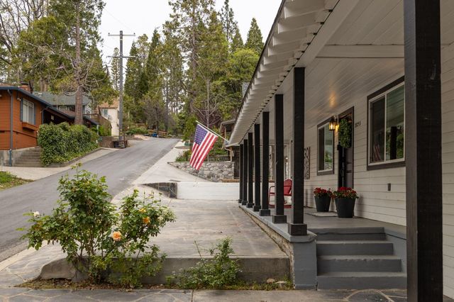 39253 Robin, Bass Lake, CA 93604