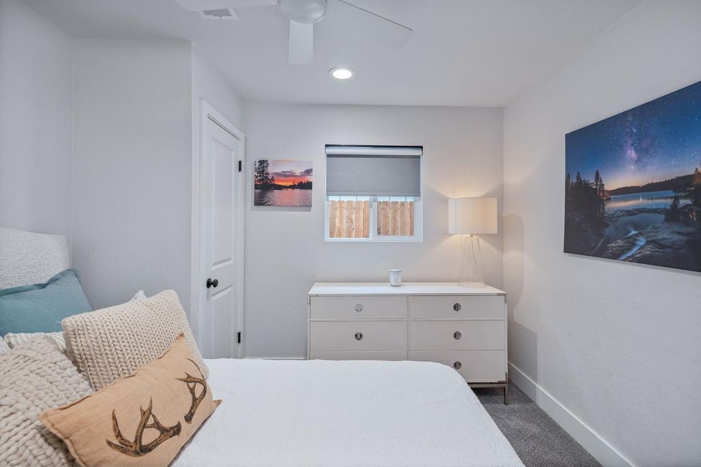 Image 21 of property listing at 39253 Robin, Bass Lake, CA 93604