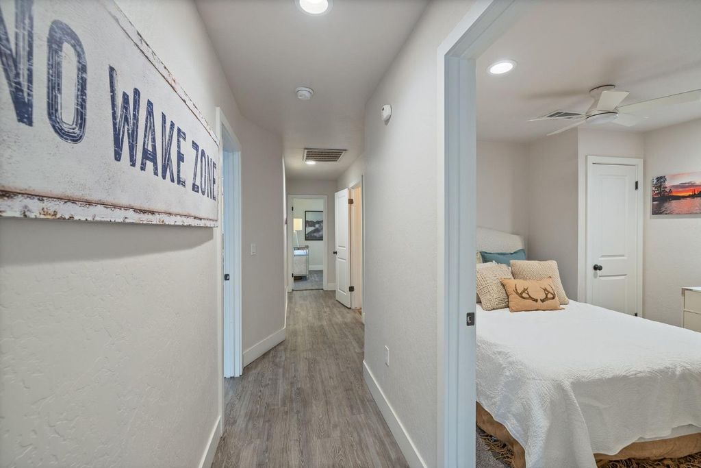 Image 29 of property listing at 39253 Robin, Bass Lake, CA 93604