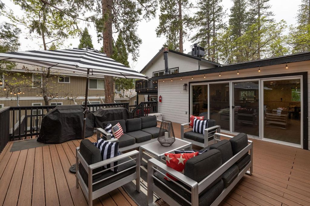 Image 4 of property listing at 39253 Robin, Bass Lake, CA 93604