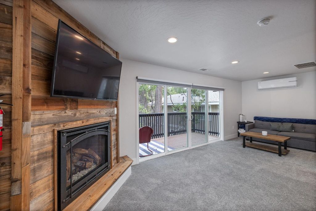 Image 44 of property listing at 39253 Robin, Bass Lake, CA 93604