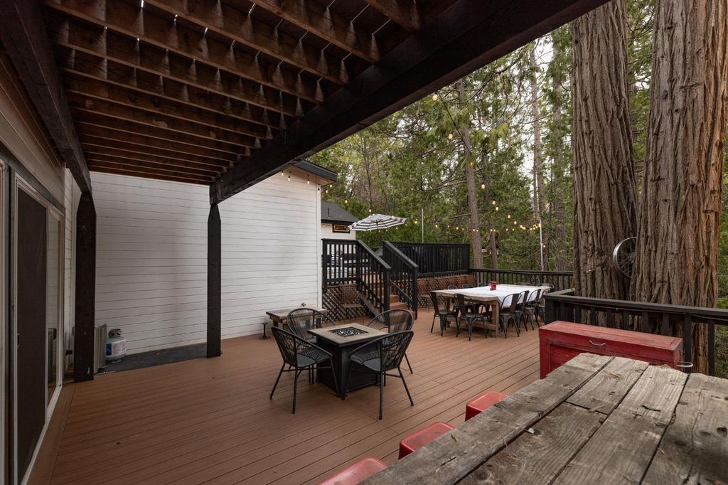 Image 69 of property listing at 39253 Robin, Bass Lake, CA 93604