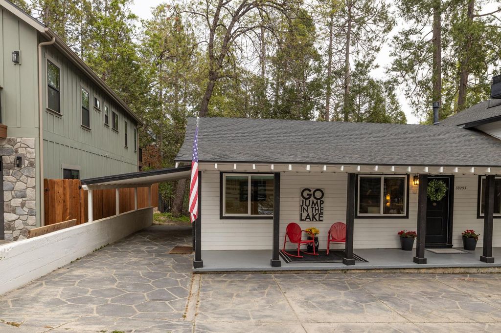 Image 75 of property listing at 39253 Robin, Bass Lake, CA 93604