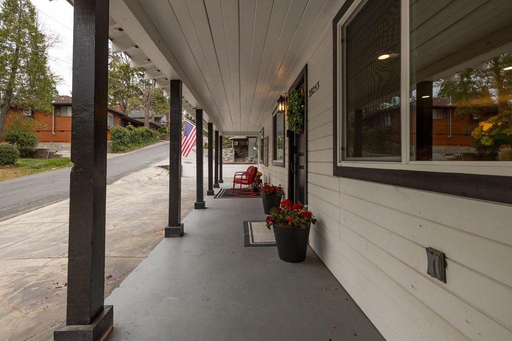 Image 79 of property listing at 39253 Robin, Bass Lake, CA 93604