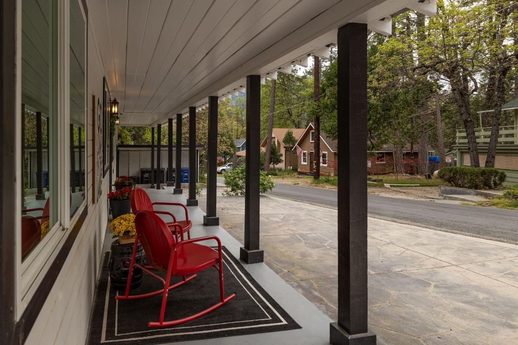 Image 83 of property listing at 39253 Robin, Bass Lake, CA 93604