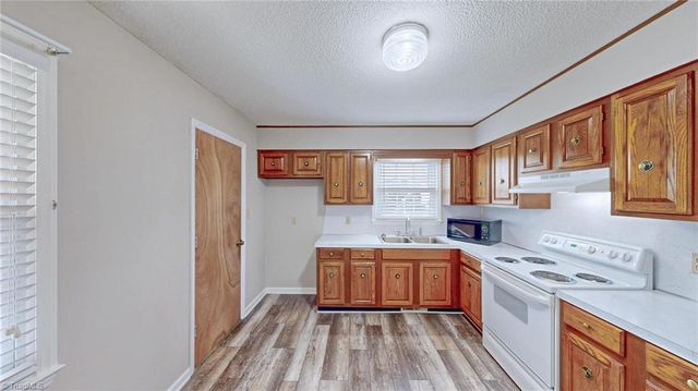 7307 Lansdowne Place, Thomasville, NC 27360