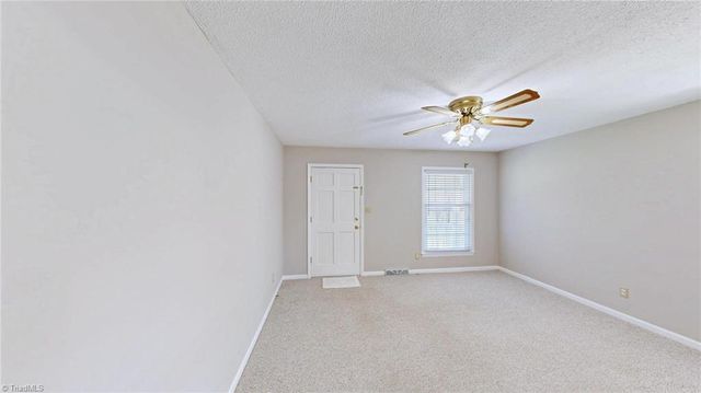 7307 Lansdowne Place, Thomasville, NC 27360