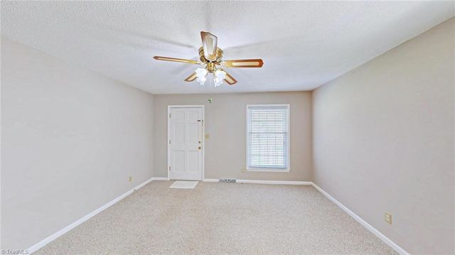 7307 Lansdowne Place, Thomasville, NC 27360
