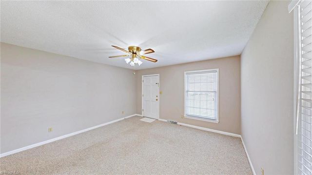 7307 Lansdowne Place, Thomasville, NC 27360