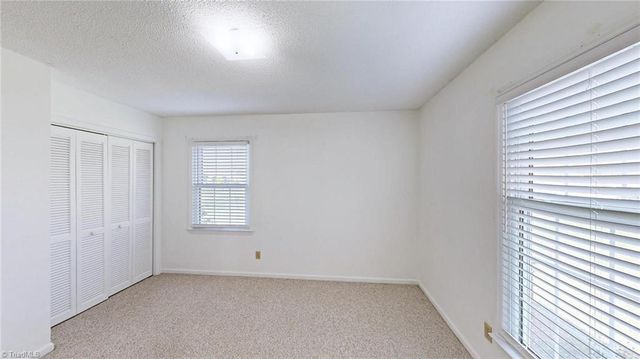 7307 Lansdowne Place, Thomasville, NC 27360