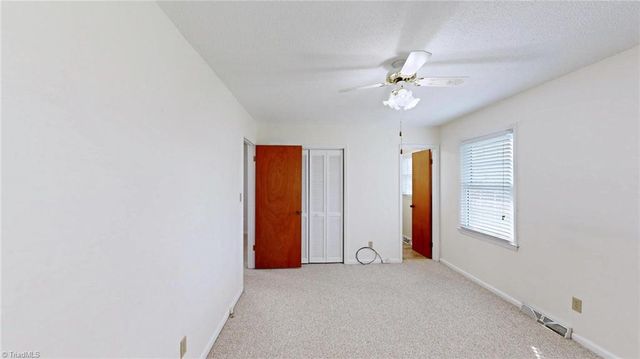 7307 Lansdowne Place, Thomasville, NC 27360
