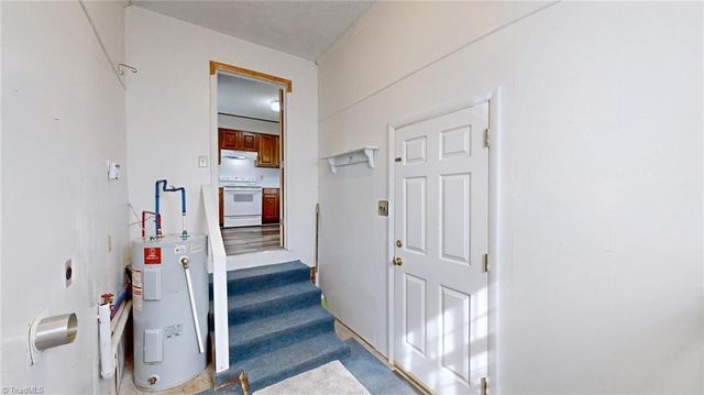 7307 Lansdowne Place, Thomasville, NC 27360