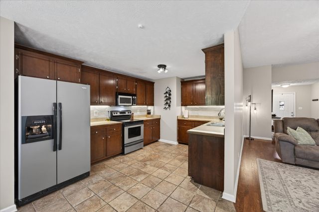 1481 Mutual Dr, Clarksville, TN 37042