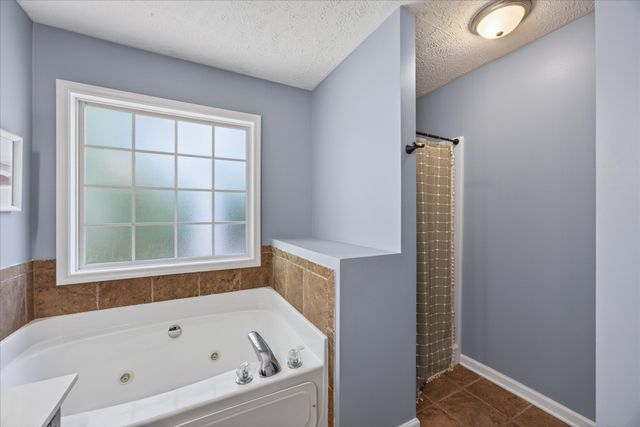 1481 Mutual Dr, Clarksville, TN 37042