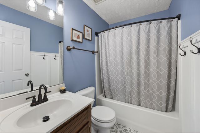 1481 Mutual Dr, Clarksville, TN 37042