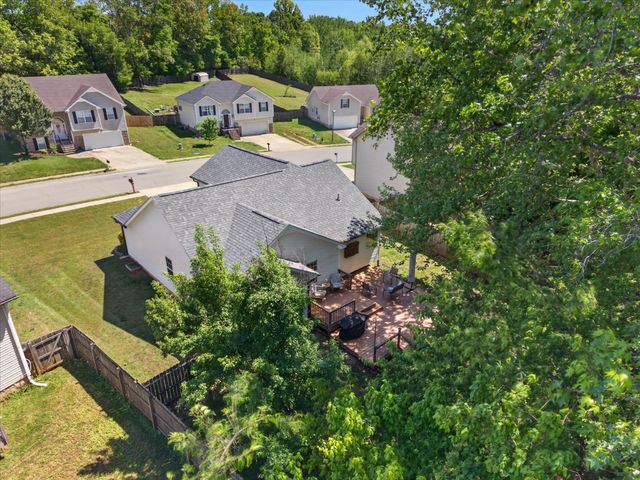 1481 Mutual Dr, Clarksville, TN 37042
