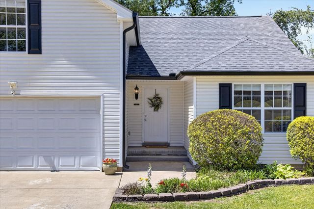 1481 Mutual Dr, Clarksville, TN 37042