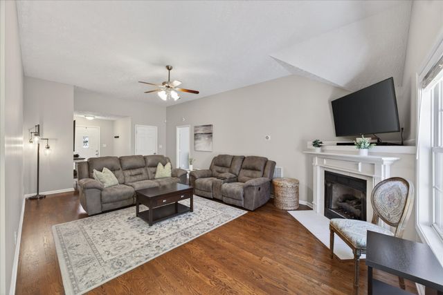 1481 Mutual Dr, Clarksville, TN 37042