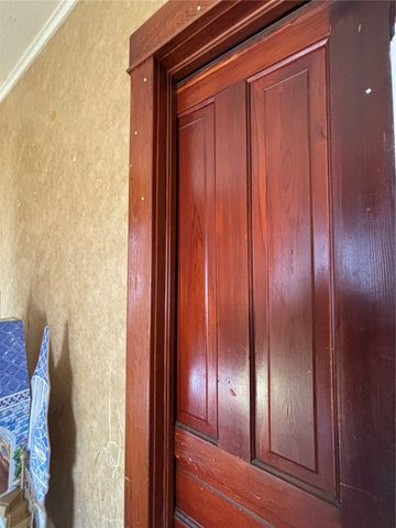 212 East 9th St, Vinton, IA 52349