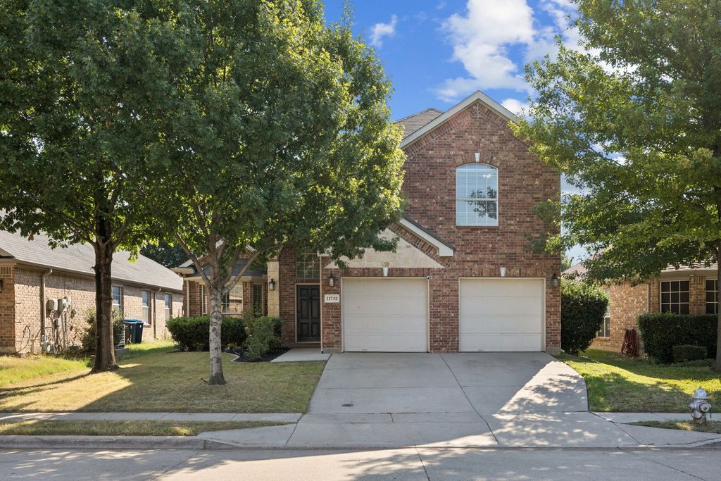 11732 Wild Pear Lane, Fort Worth, TX 76244