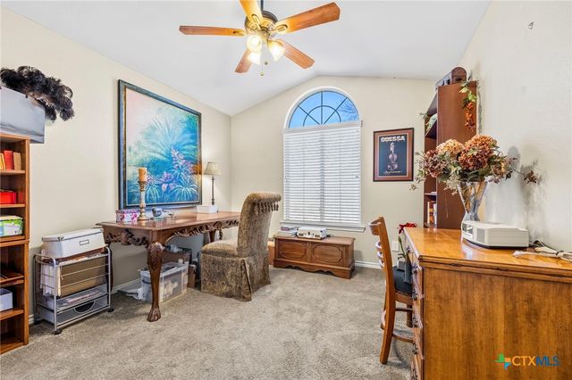 11207 Oak Tree Drive, Salado, TX 76571