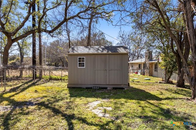 11207 Oak Tree Drive, Salado, TX 76571