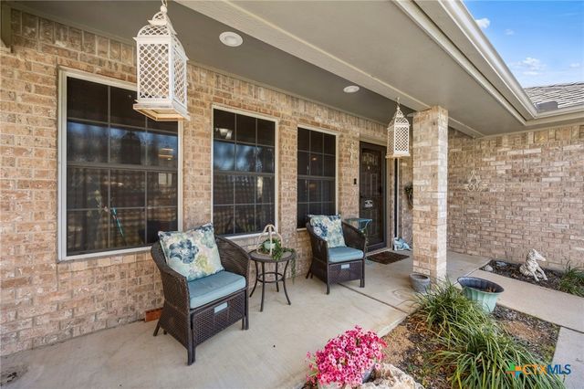 11207 Oak Tree Drive, Salado, TX 76571