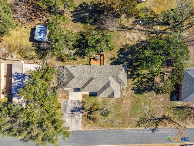 11207 Oak Tree Drive, Salado, TX 76571