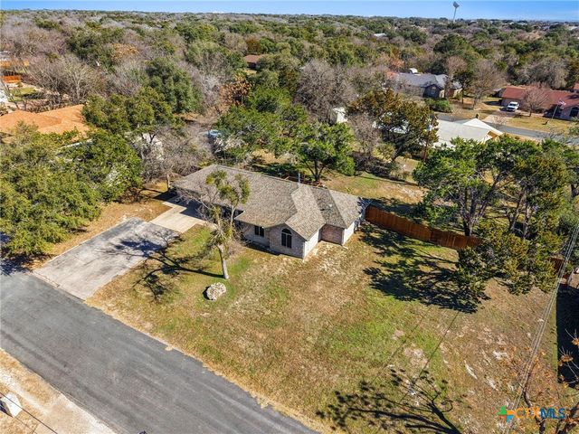 11207 Oak Tree Drive, Salado, TX 76571