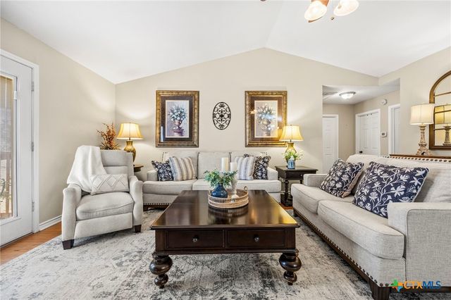 11207 Oak Tree Drive, Salado, TX 76571